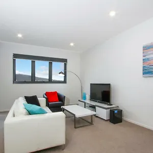 Apartment Iq Smart 704 Braddon Act